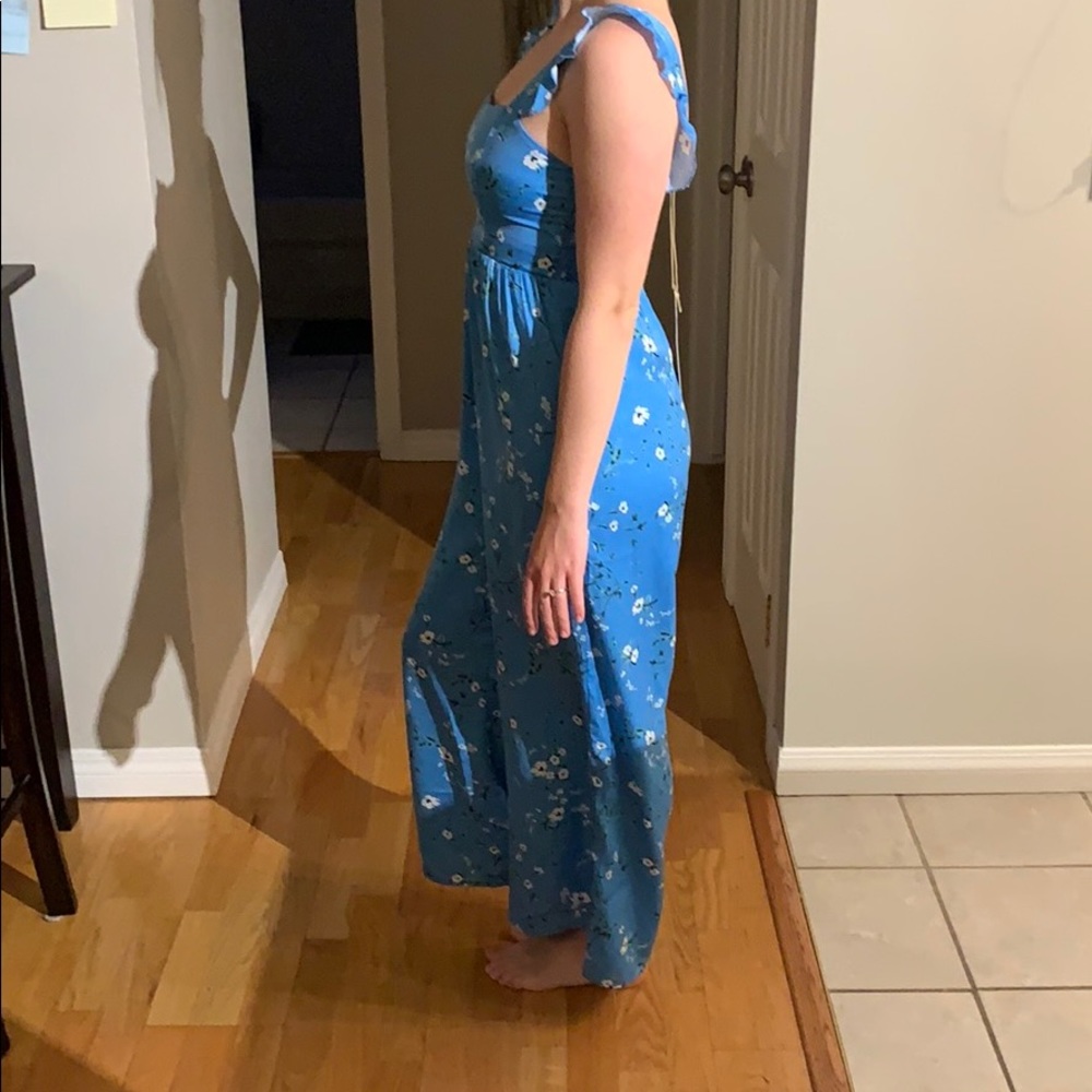HOST PICK Show Me Your MuMu / Blue Floral Jumpsuit - Picture 5 of 6